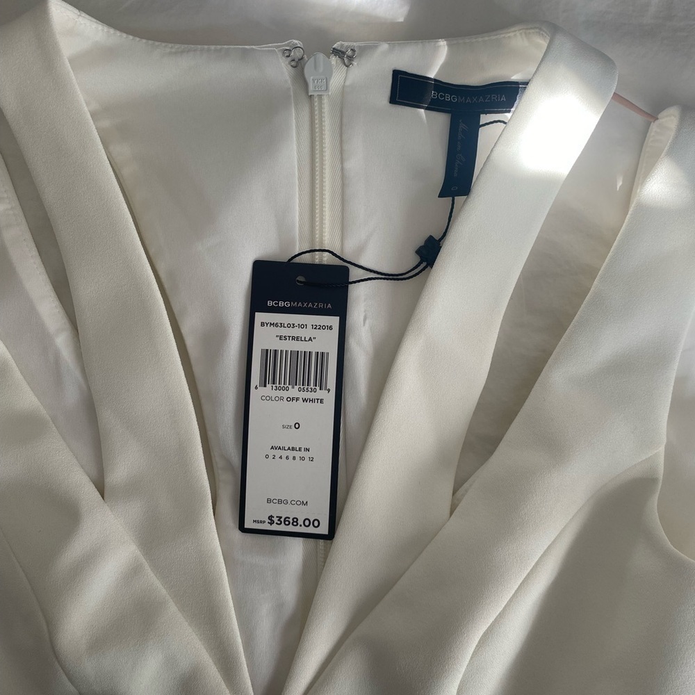 BCBGMAXAZRIA- White “Estrella” Cutout Cap Sleeve Maxi Cocktail Dress - Picture 4 of 10